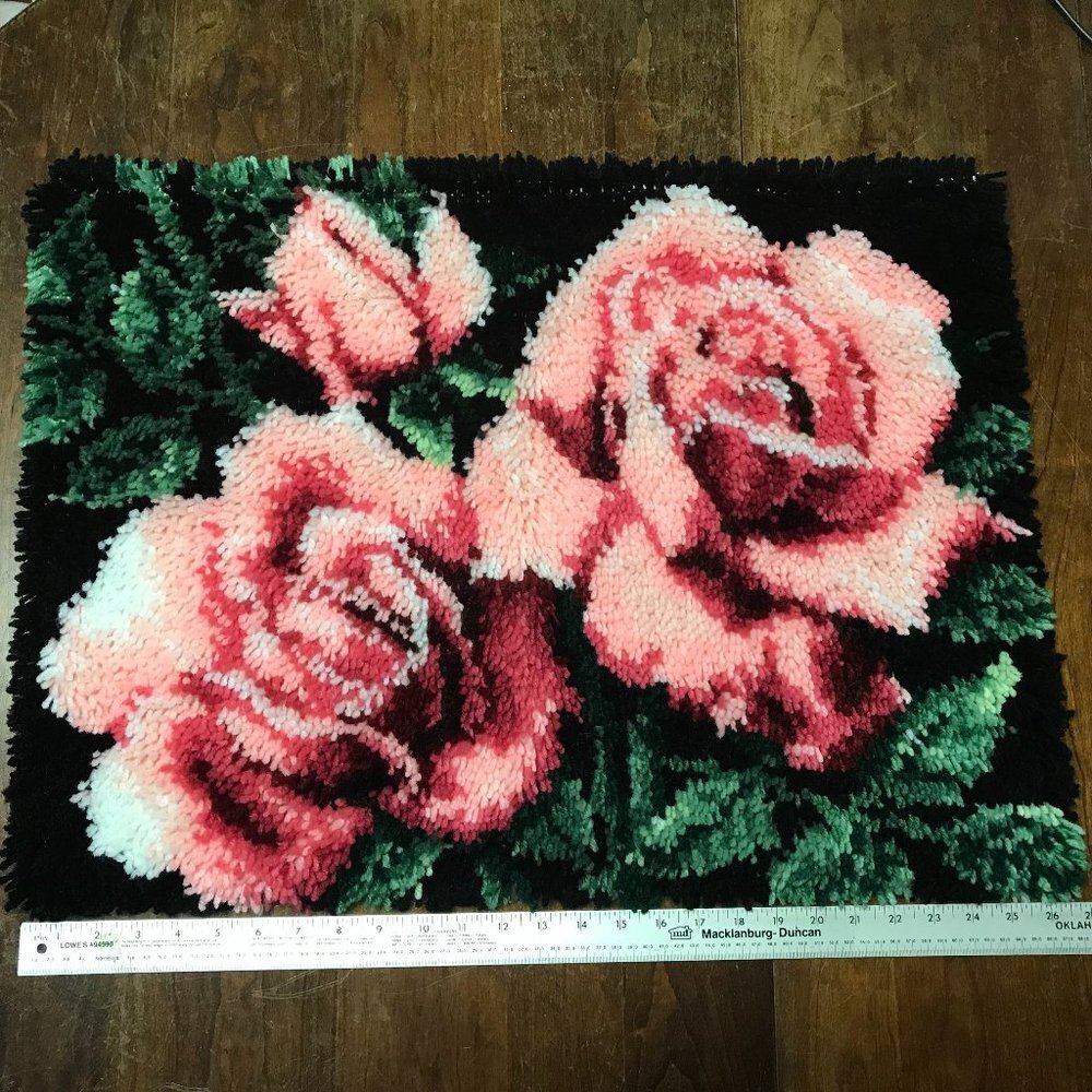 Beautiful roses latch rug hand made